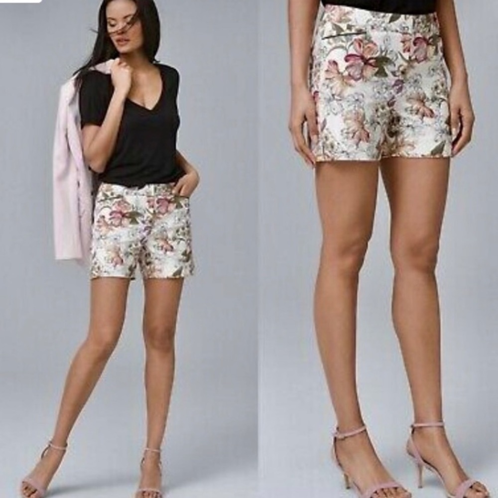 New w/o tags. WHBM 5” Floral Coastal Stretch Short